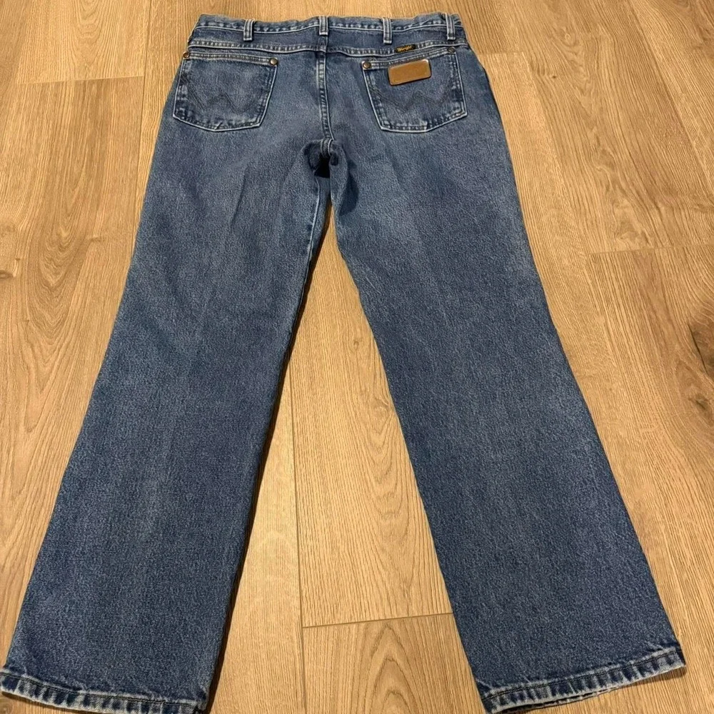 Wrangler blue denim jeans men 32